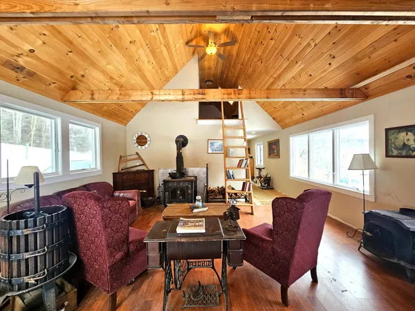 $349,000 | 1153 King Hill Road, Readsboro, VT 05350