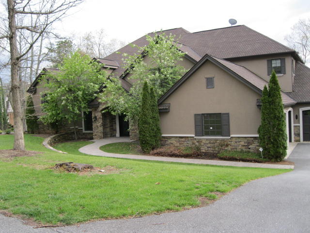 5219 Flintlock Road Roanoke, VA 24018 - Photo 1 of 30 FRONT