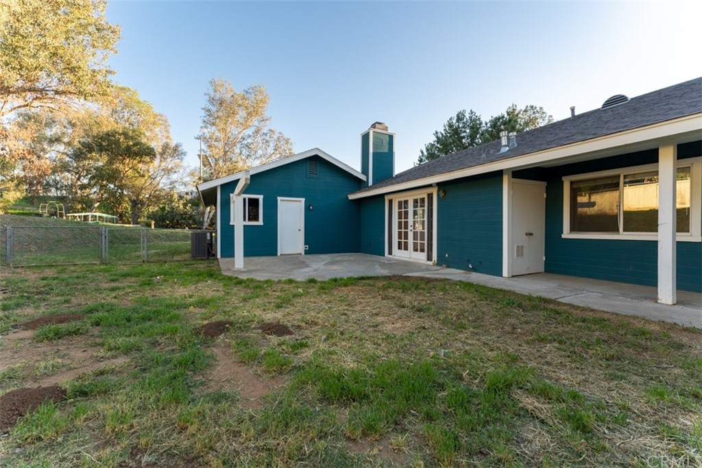 1856 Gird Road Fallbrook, CA 92028 - Photo 28 of 39 a view of a house with a yard