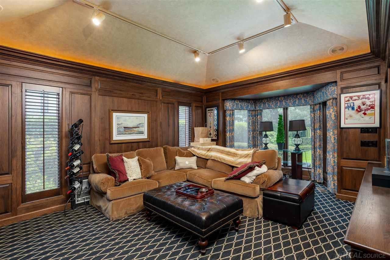 1 Provencal Road Grosse Pointe Farms, MI 48236 - Photo 32 of 87
