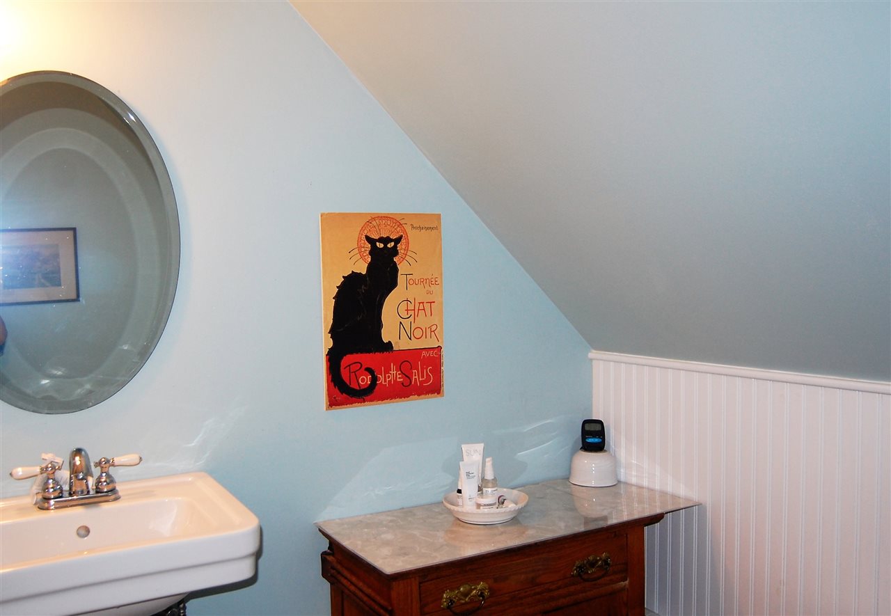 2143 Airport Road Warren, VT 05674 - Photo 19 of 25 Gallery Image 19