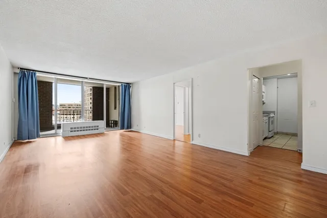 $2,700 | 33 Pond Avenue, Unit 704, Brookline, MA 02445