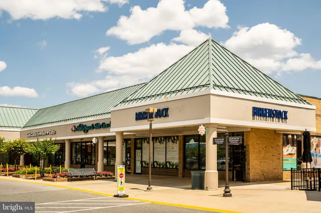 $299,000 | 15030 Westholm Court, Unit 268C, Silver Spring, MD 20906