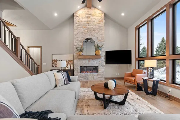 $1,050,000 | 4093 Half Crown Run, De Pere, WI 54115