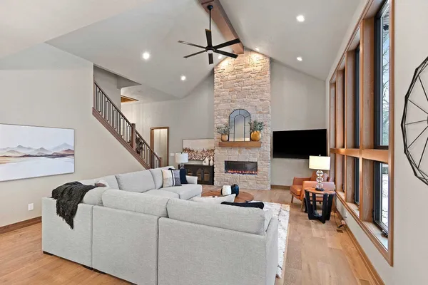 $1,050,000 | 4093 Half Crown Run, De Pere, WI 54115