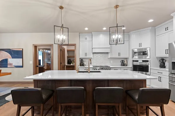 $1,050,000 | 4093 Half Crown Run, De Pere, WI 54115