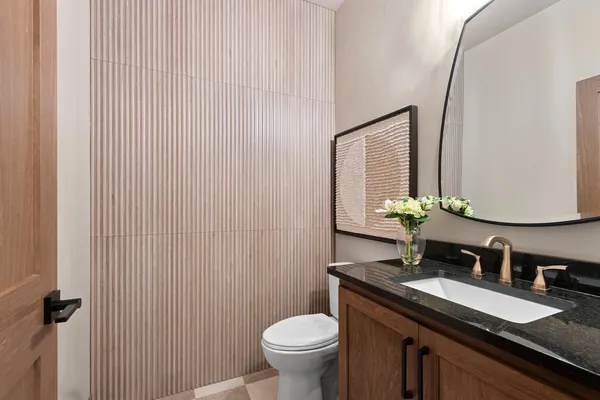 $1,050,000 | 4093 Half Crown Run, De Pere, WI 54115