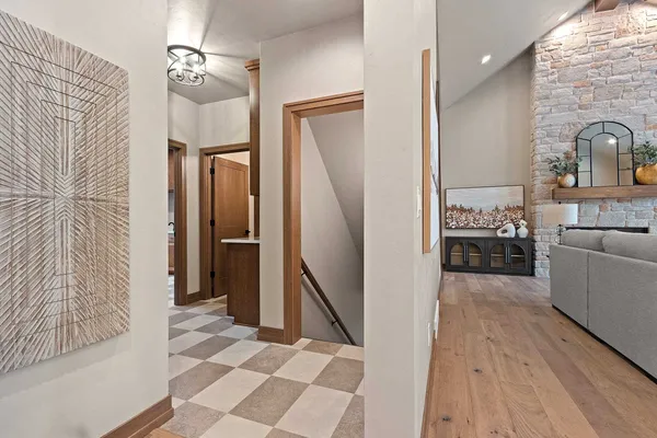 $1,050,000 | 4093 Half Crown Run, De Pere, WI 54115