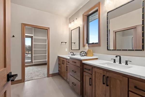 $1,050,000 | 4093 Half Crown Run, De Pere, WI 54115