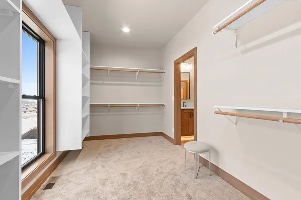 $1,050,000 | 4093 Half Crown Run, De Pere, WI 54115