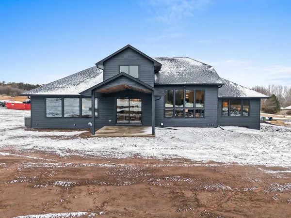 $1,050,000 | 4093 Half Crown Run, De Pere, WI 54115