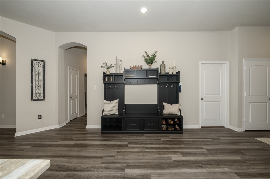 2078 Viva Road Bryan, TX 77807 - Photo 25 of 32