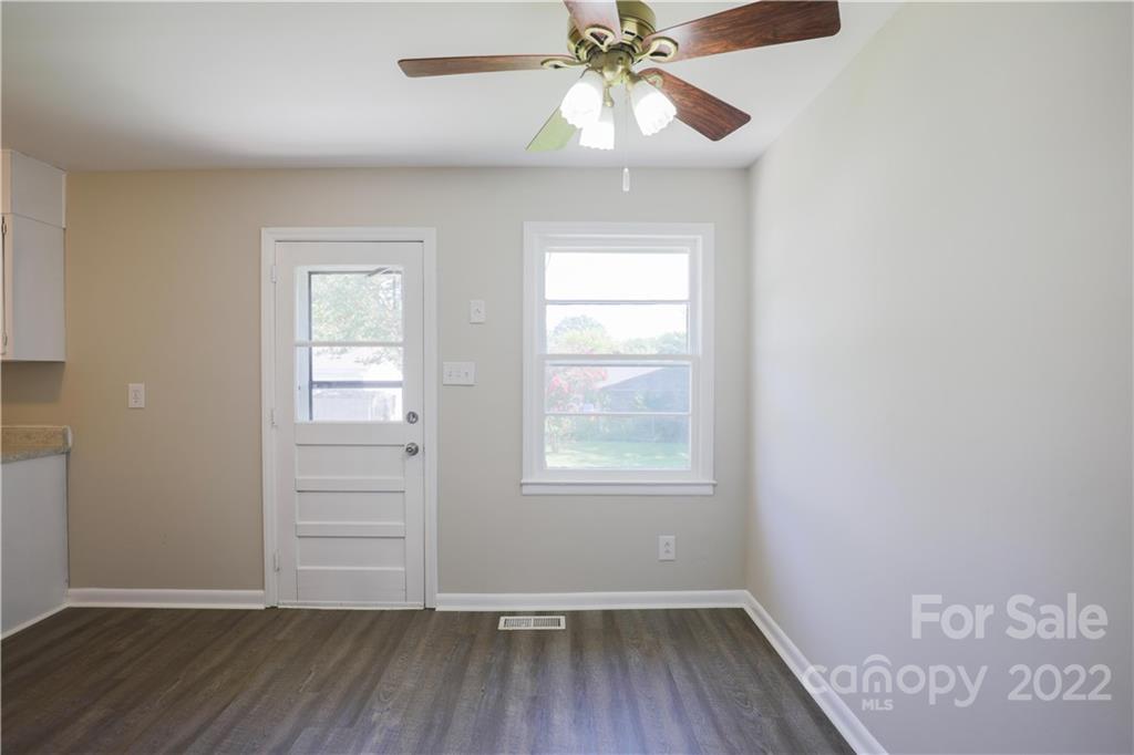 116 Boatright Road Pineville, NC 28134 - Photo 3 of 13 Gallery Image 3