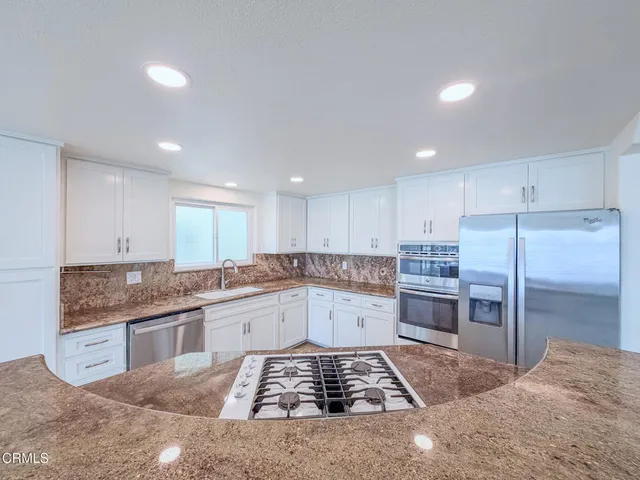 $6,295 | 3525 Sunset Lane, Oxnard, CA 93035