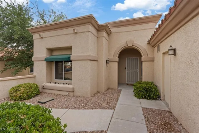 $359,000 | 11013 Mission Lakes Avenue, Las Vegas, NV 89134