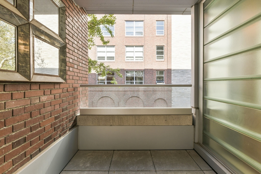 7 Warren Avenue, Unit 12 Boston, MA 02116 - Photo 11 of 12