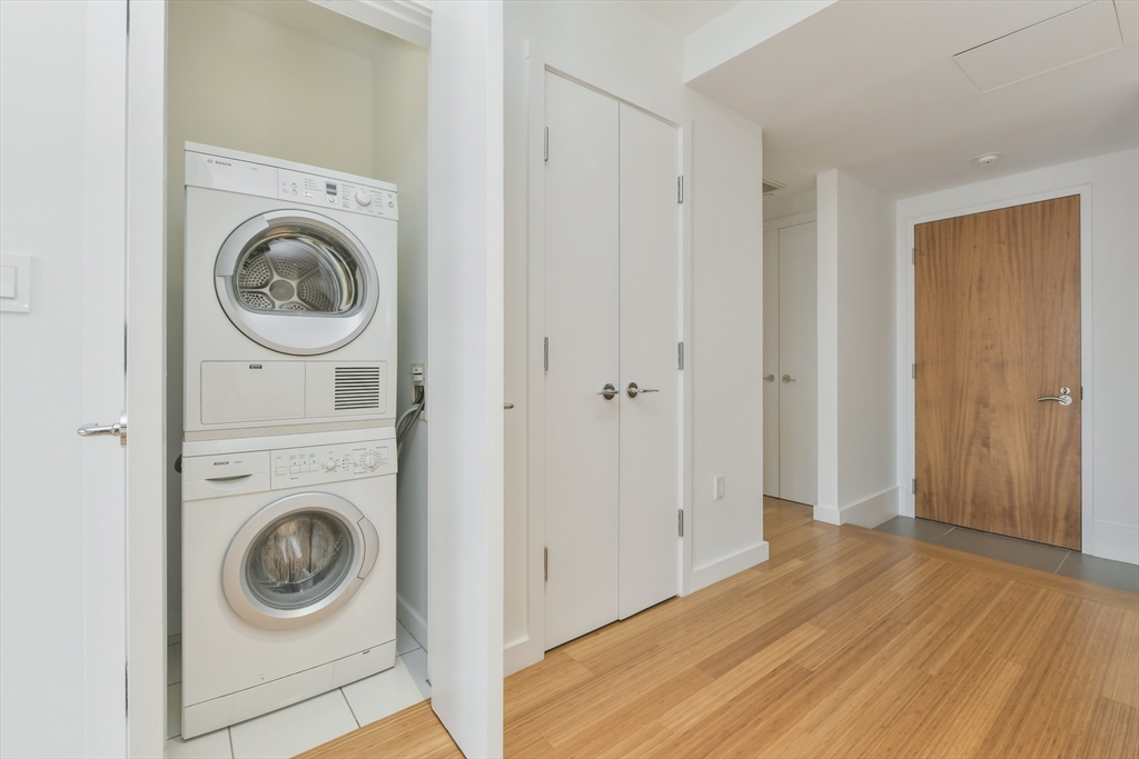 7 Warren Avenue, Unit 12 Boston, MA 02116 - Photo 6 of 12