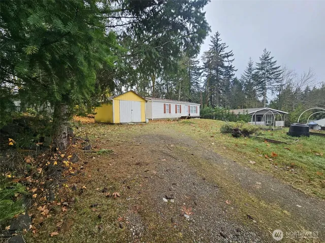 $2,100 | 161 East Greenwood Lane, Shelton, WA 98584
