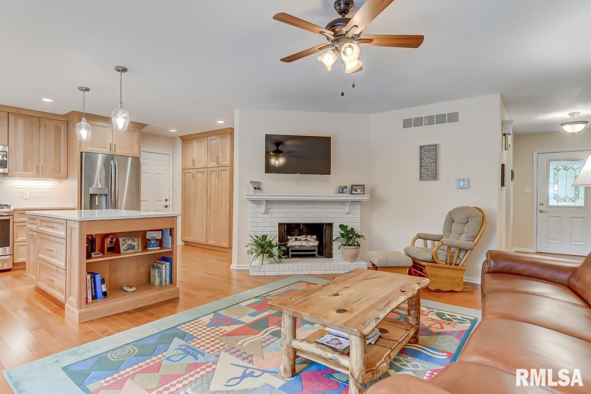 772 Pecan Point Road Petersburg, IL 62675 - Photo 14 of 50 Gallery Image 14