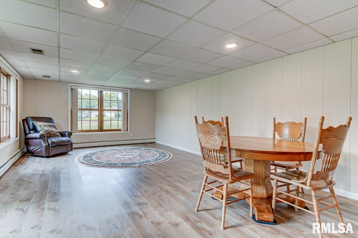 772 Pecan Point Road Petersburg, IL 62675 - Photo 36 of 50 Gallery Image 36