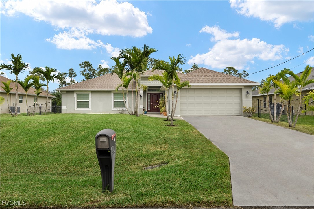 192 Townsend Court Lehigh Acres, FL 33972 - Photo 3 of 50