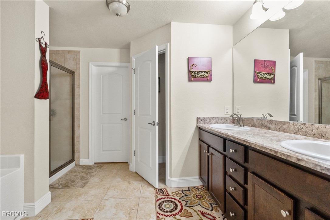 192 Townsend Court Lehigh Acres, FL 33972 - Photo 33 of 50