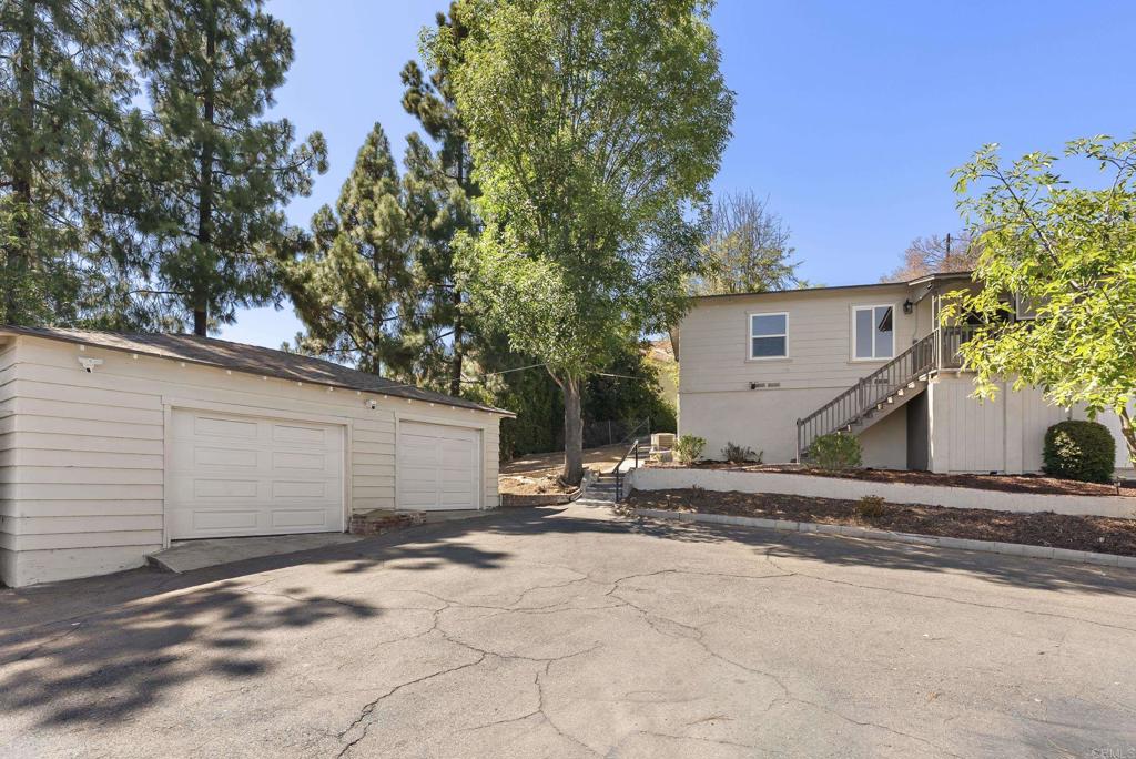 3860 Rogers Road Spring Valley, CA 91977 - Photo 4 of 70