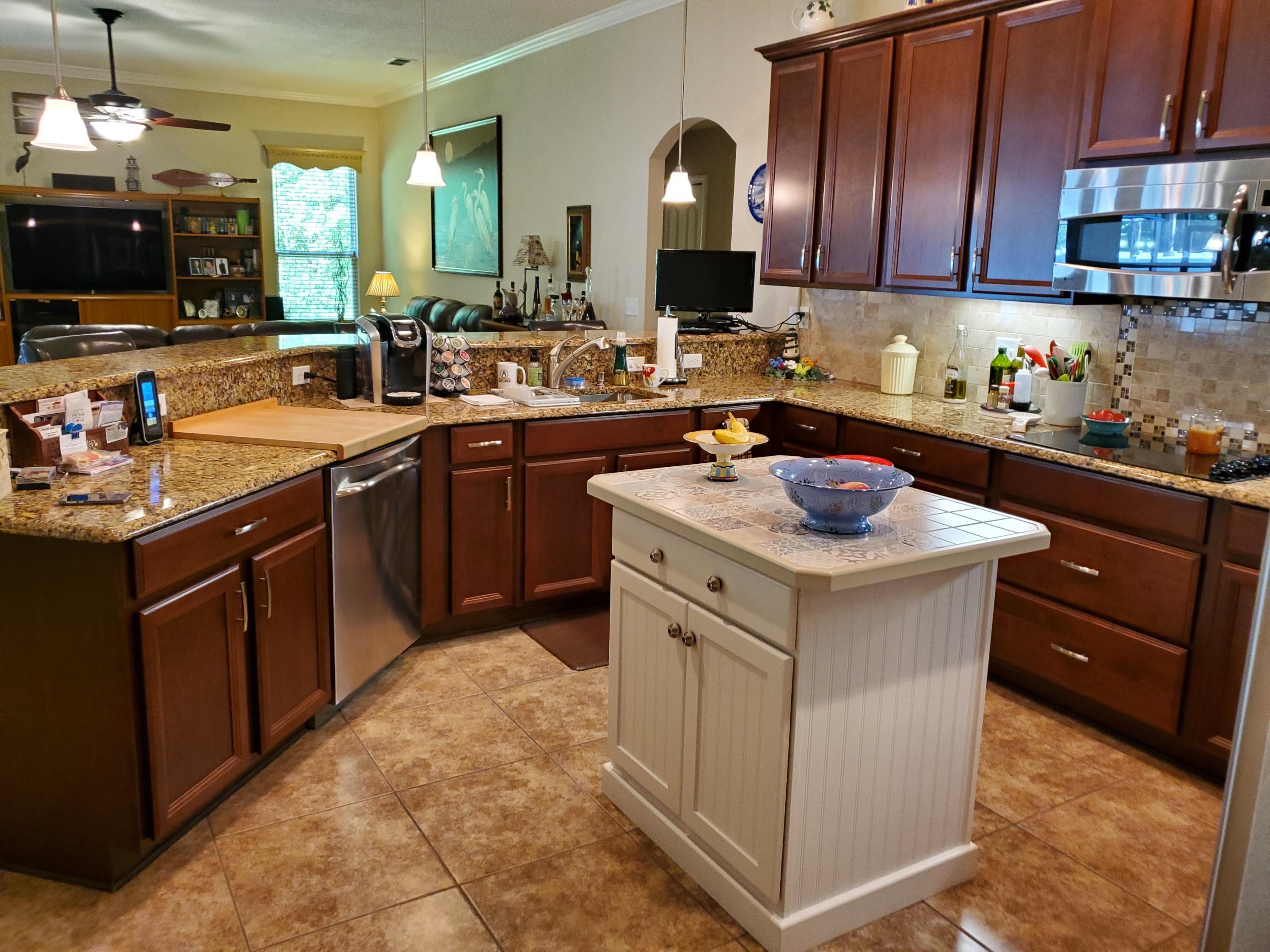 2638 Cody Drive Jacksonville, FL 32223 - Photo 10 of 25 1620141206-010-2638-CODY-DR