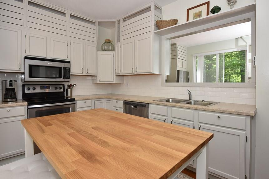 1872 Eagles Ridge Way Hidden Valley, PA 15502 - Photo 8 of 25 Gallery Image 8