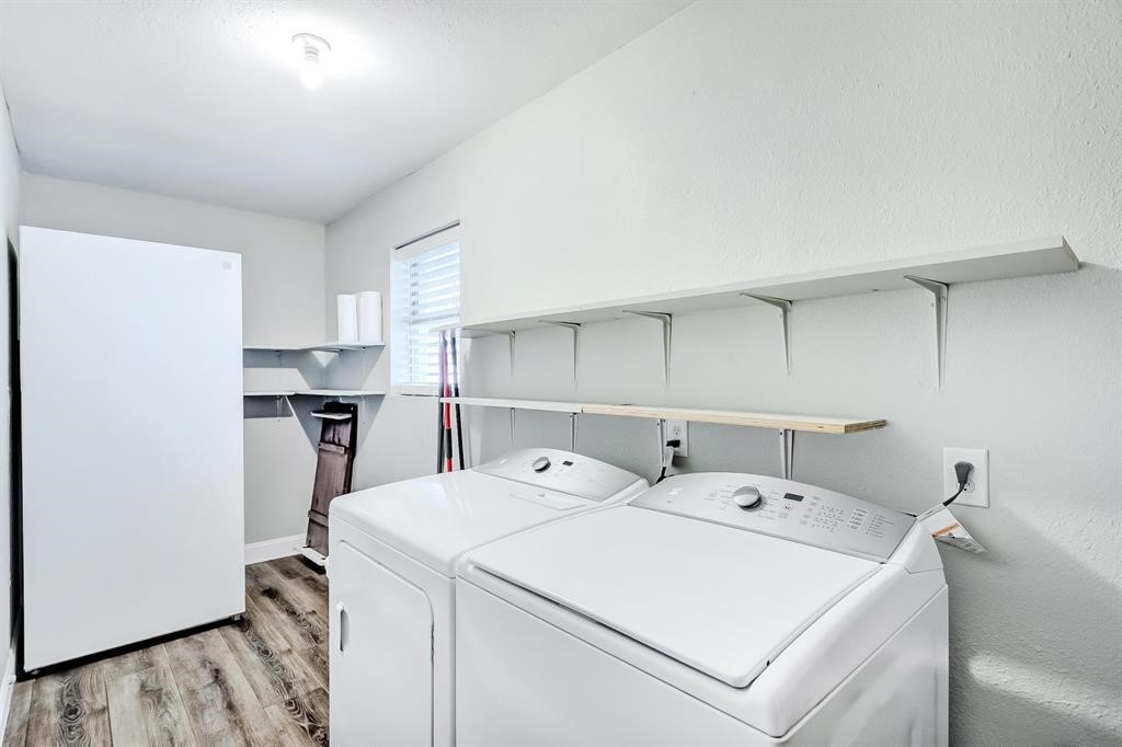 260 Lawrence Lane Vidor, TX 77662 - Photo 18 of 37