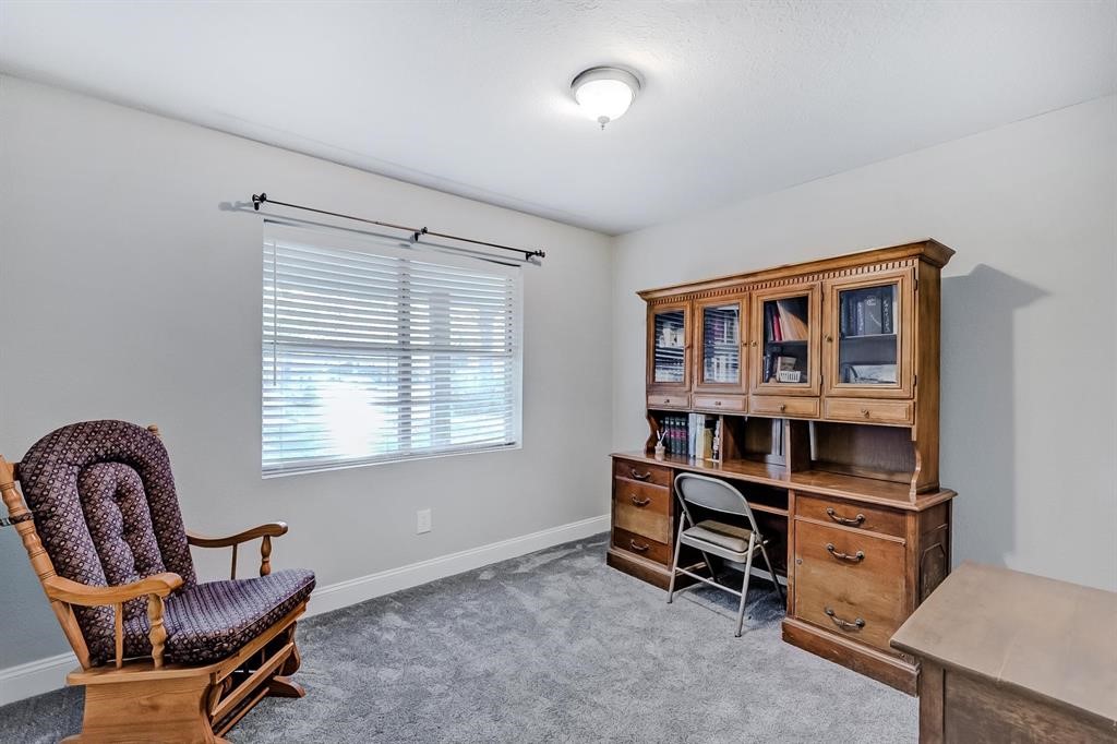 260 Lawrence Lane Vidor, TX 77662 - Photo 25 of 37