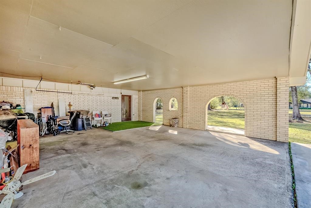 260 Lawrence Lane Vidor, TX 77662 - Photo 28 of 37