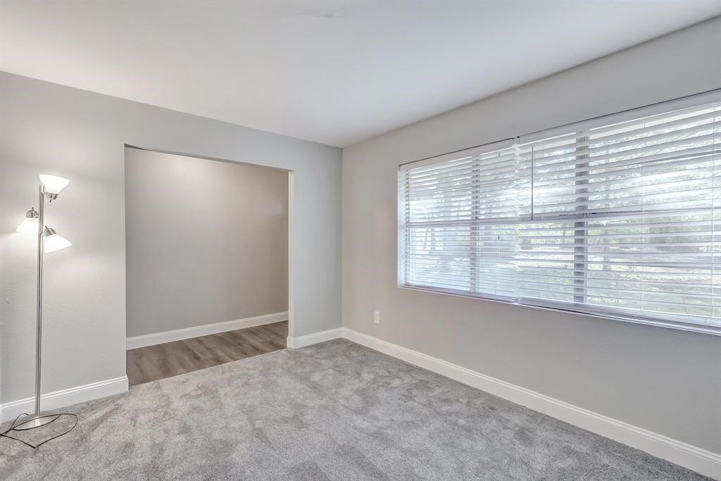 260 Lawrence Lane Vidor, TX 77662 - Photo 8 of 37