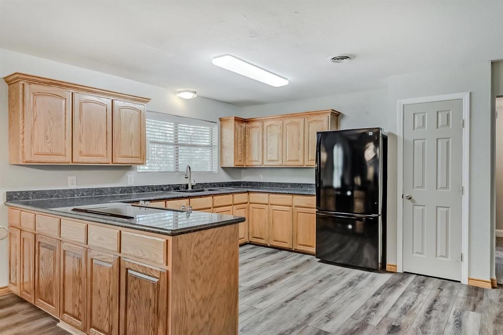 260 Lawrence Lane Vidor, TX 77662 - Photo 10 of 37