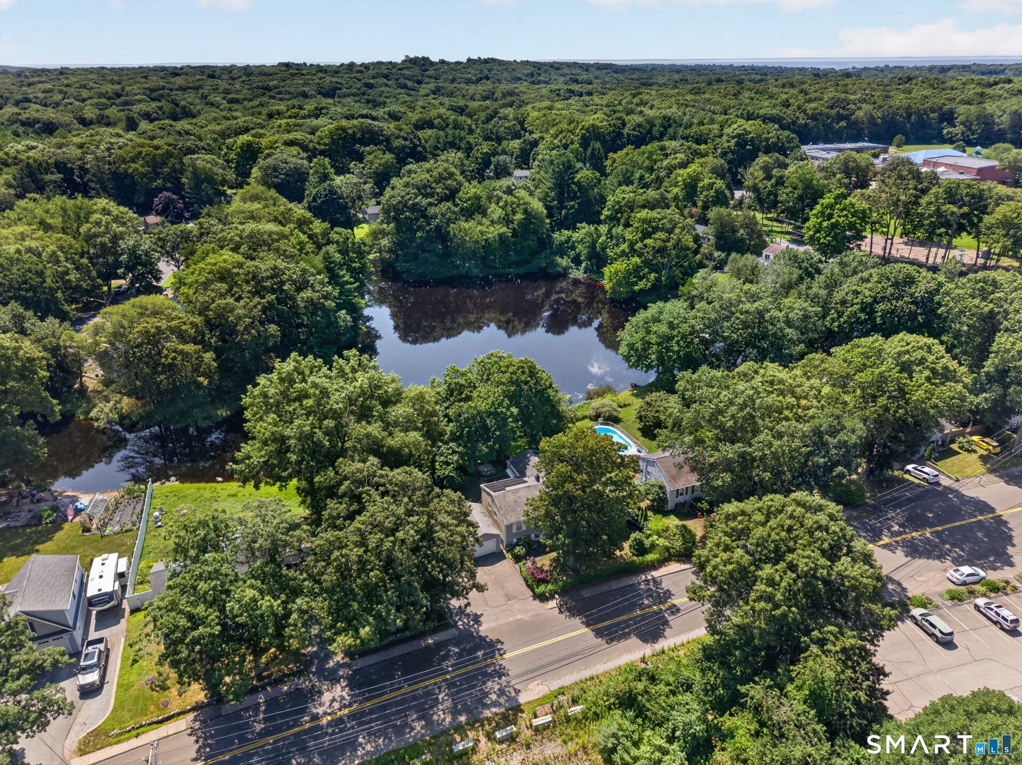 166 Glenwood Road Clinton, CT 06413 - Photo 2 of 40
