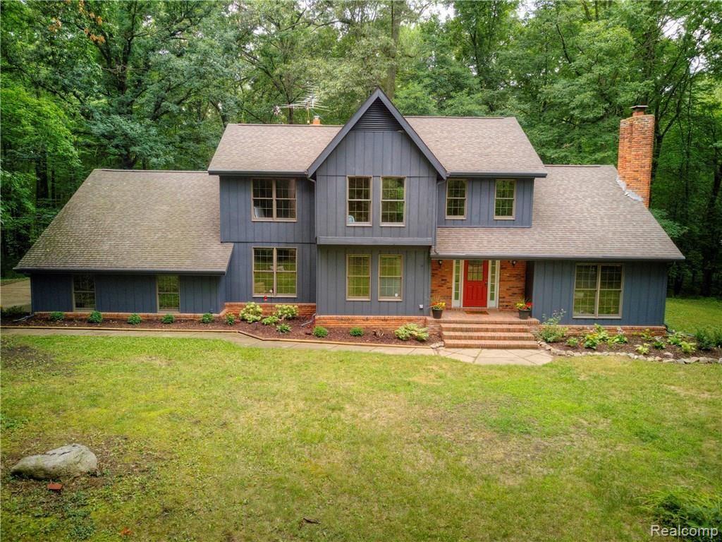 5270 Richardson Road Howell, MI 48843 - Photo 1 of 48 DJI_0451.jpg
