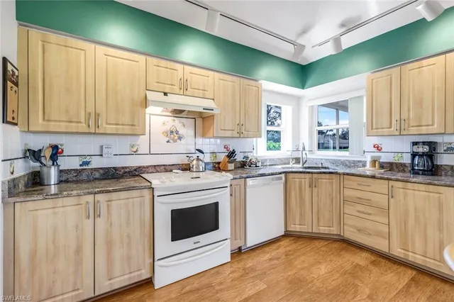 $450,000 | 21031 Butchers Holler, Estero, FL 33928