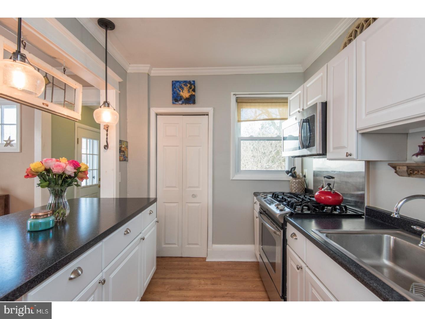 117 Sycamore Road Havertown, PA 19083 - Photo 10 of 25 Kitchen