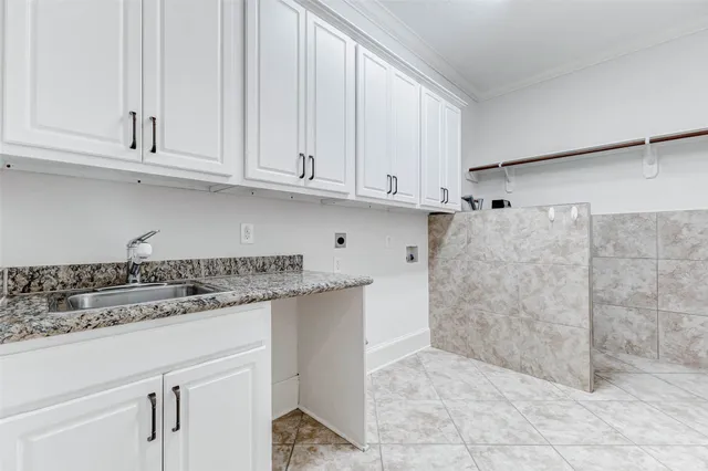 $925,000 | 3509 Mirror Court, Spring, TX 77388