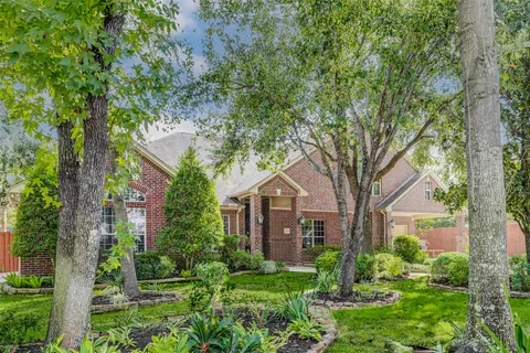 $875,000 | 3509 Mirror Court, Spring, TX 77388