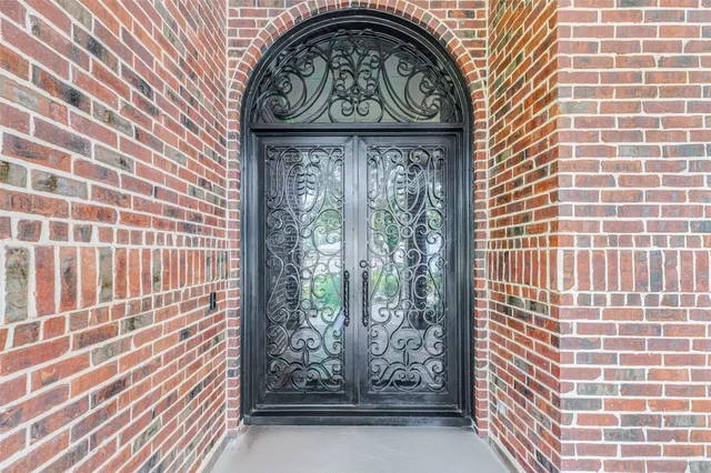 $925,000 | 3509 Mirror Court, Spring, TX 77388