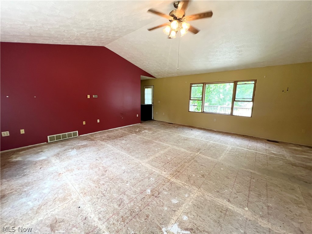 7307 Euclid Chardon Road Kirtland, OH 44094 - Photo 8 of 36