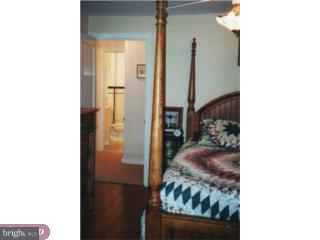 15 Shelburne Road Springfield, PA 19064 - Photo 4 of 6