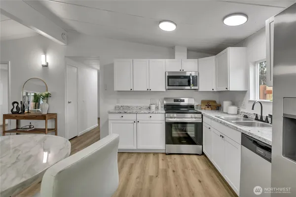 $199,997 | 375 Union Avenue Southeast, Unit 136, Renton, WA 98059