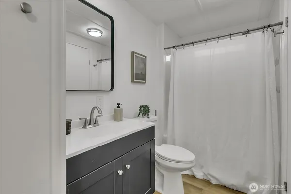 $199,997 | 375 Union Avenue Southeast, Unit 136, Renton, WA 98059