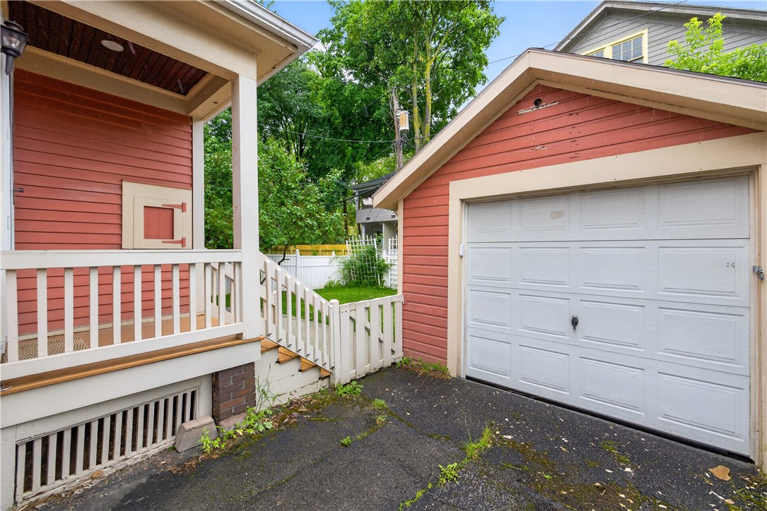 267 Brunswick Street Rochester, NY 14607 - Photo 4 of 38