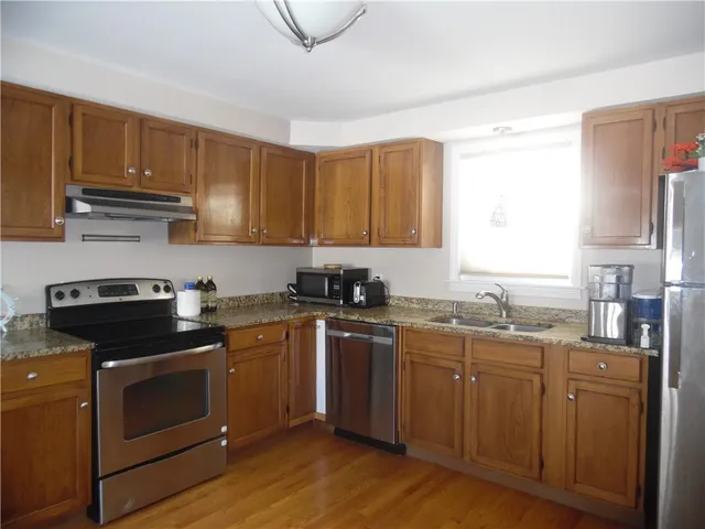 $549,900 | 5 St Theresa Avenue, Bristol, RI 02809