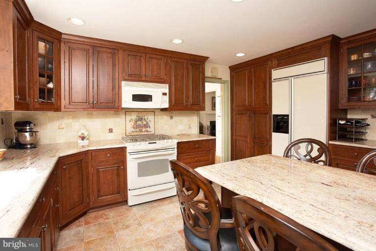 6016 Overlea Road Bethesda, MD 20816 - Photo 16 of 30 Kitchen #2