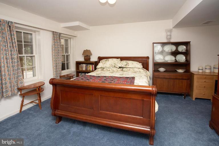6016 Overlea Road Bethesda, MD 20816 - Photo 26 of 30 Bedroom #5