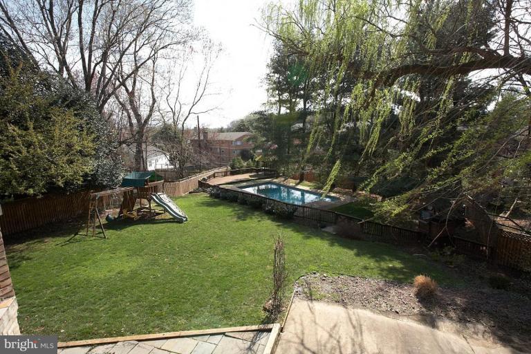 6016 Overlea Road Bethesda, MD 20816 - Photo 9 of 30 Garden